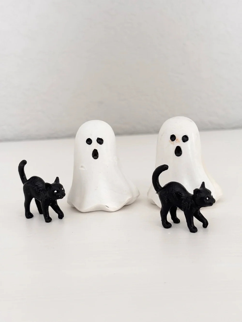 TARGET Mini Ghosts & Black Cats Figurines (4)